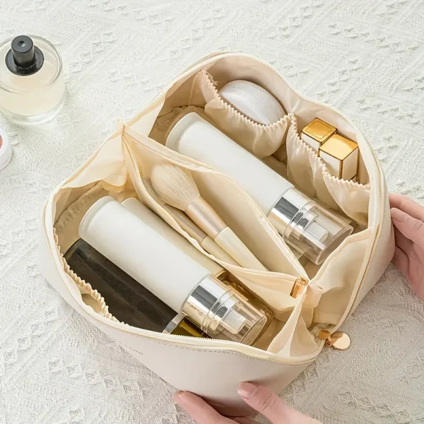 LattBy Large Capacity Travel Makeup Bag - Image 3