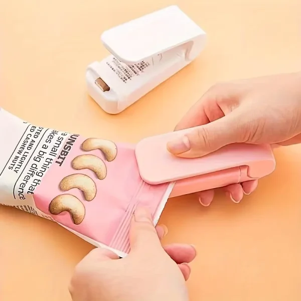 Compact Mini Snack Sealer