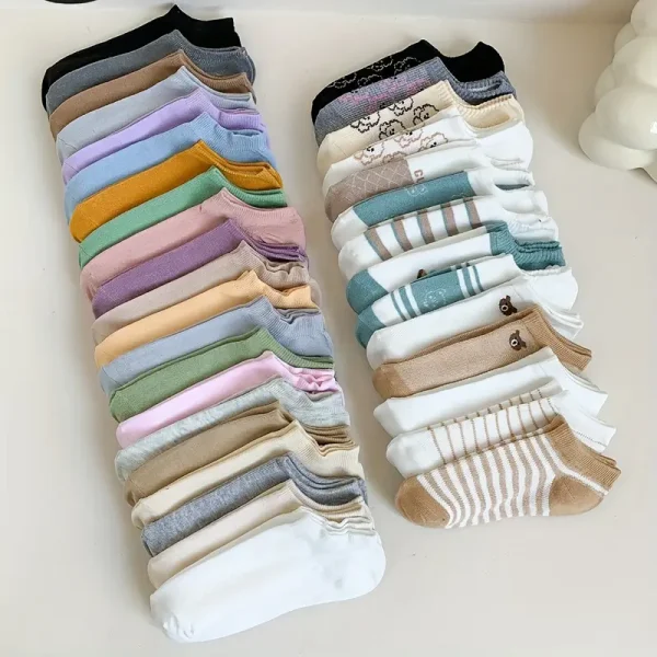 20 Pairs of Random Cartoon Pattern Cute Women's Socks